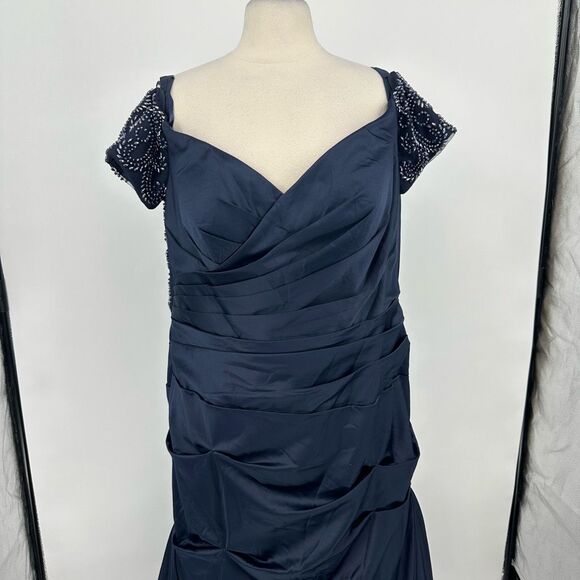 La Femme Off Shoulder Beaded Satin Trumpet Gown Navy Size 18 Long Rushed Formal - Picture 9 of 13